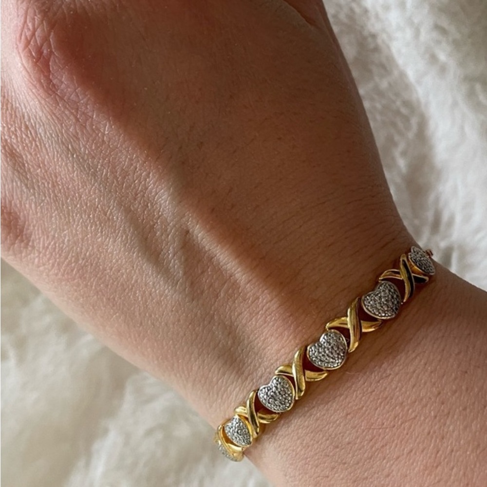 Diamond Accent Heart X Link
Bracelet in Silver Plate